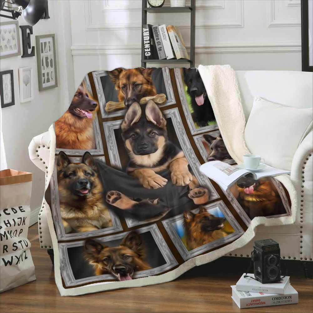 Cozy Blanket with German Sheperd Dog Theme V.1 - Dog Collection- 1B1111D - Creative Fans